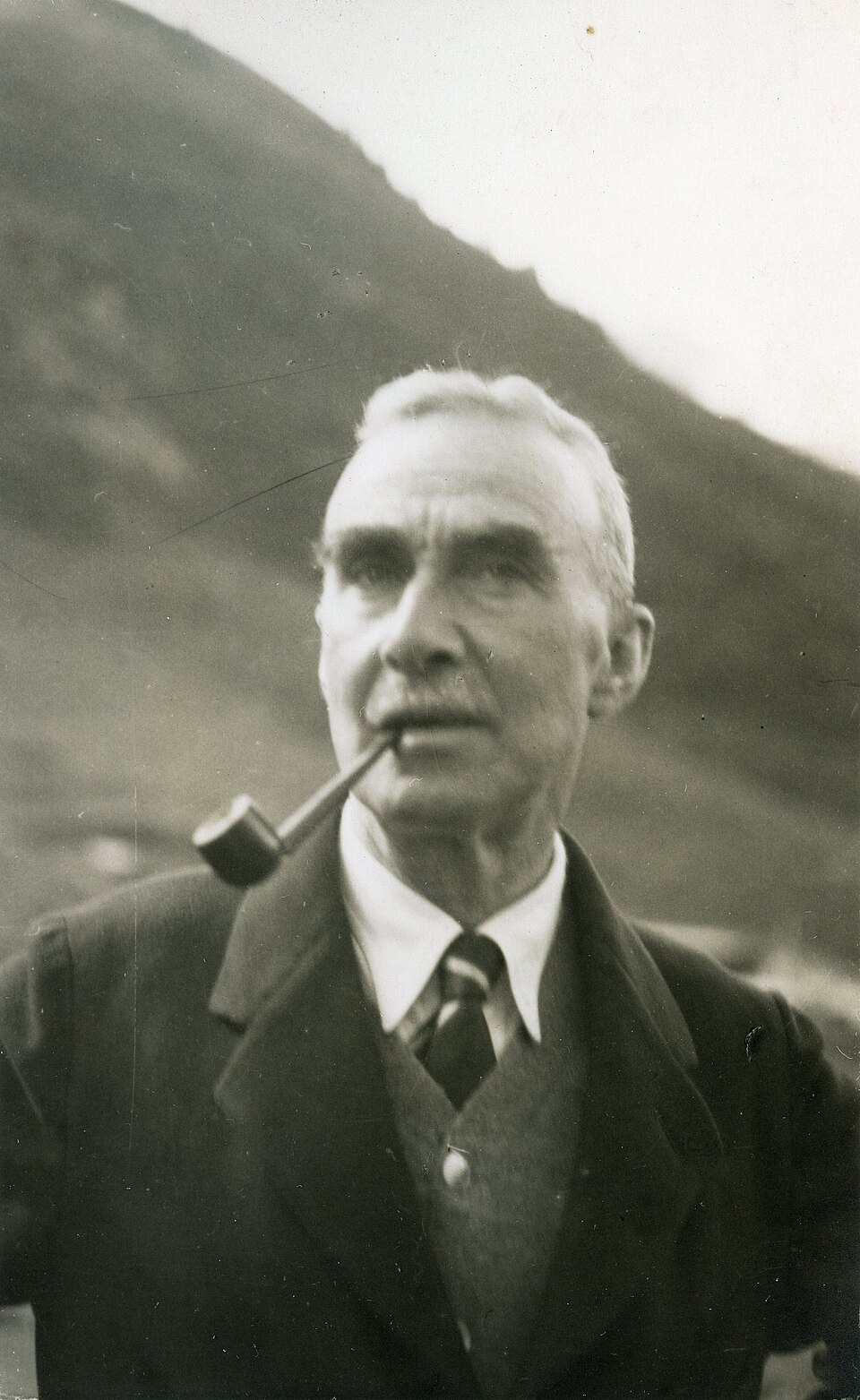 Retrato histórico de Cyril Rootham